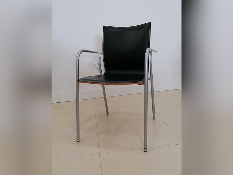 Silla Ikara con brazos