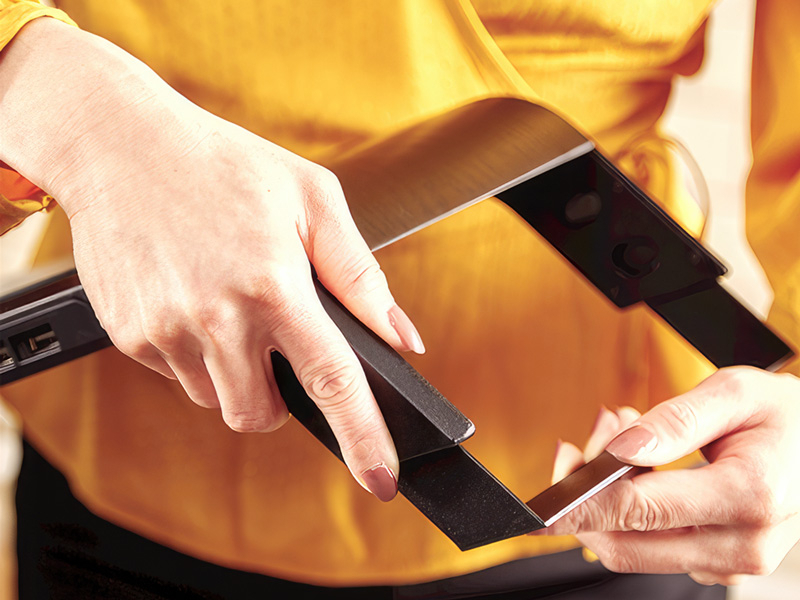 Elevador para monitor con 4 puertos USB Hana™