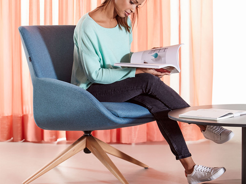 Butaca Noom 10 respaldo medio