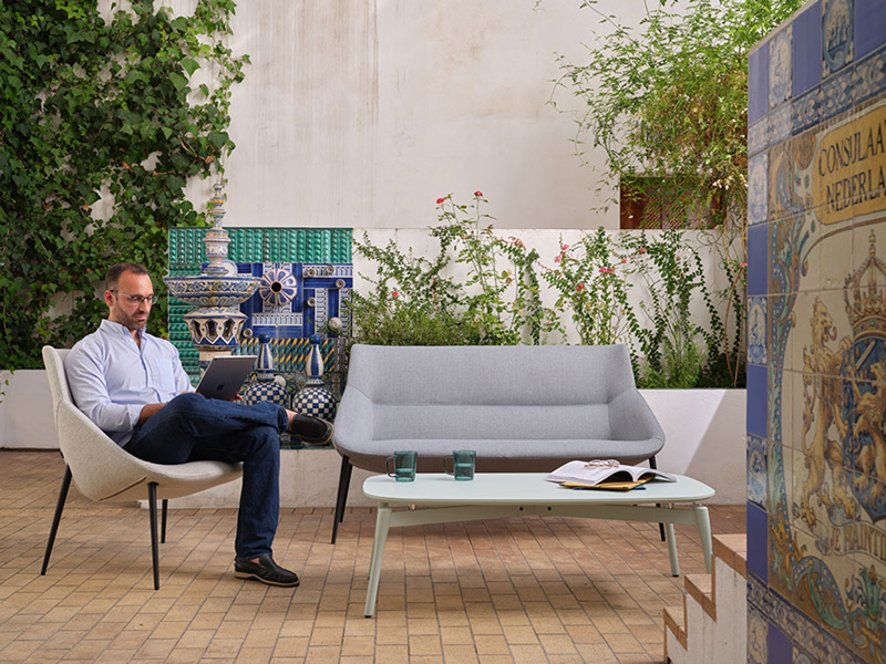 Mesa Auxiliar Bow Lounge