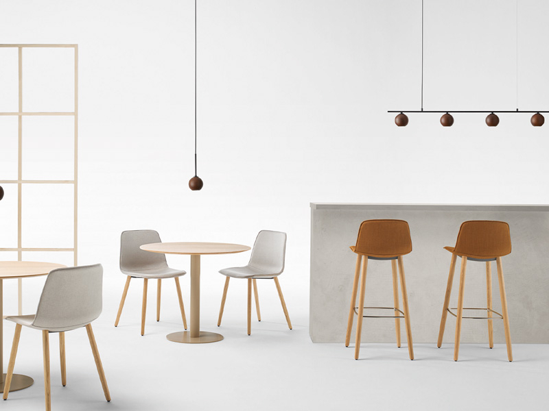 Taburete Varya Tapizado